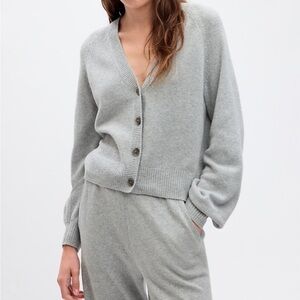 Gap CASHSOFT balloon sleeve cardigan